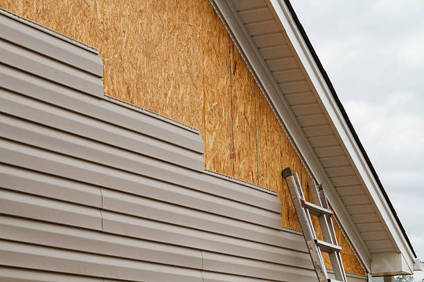 24/7 Emergency Siding Repair experts in Danville, VA